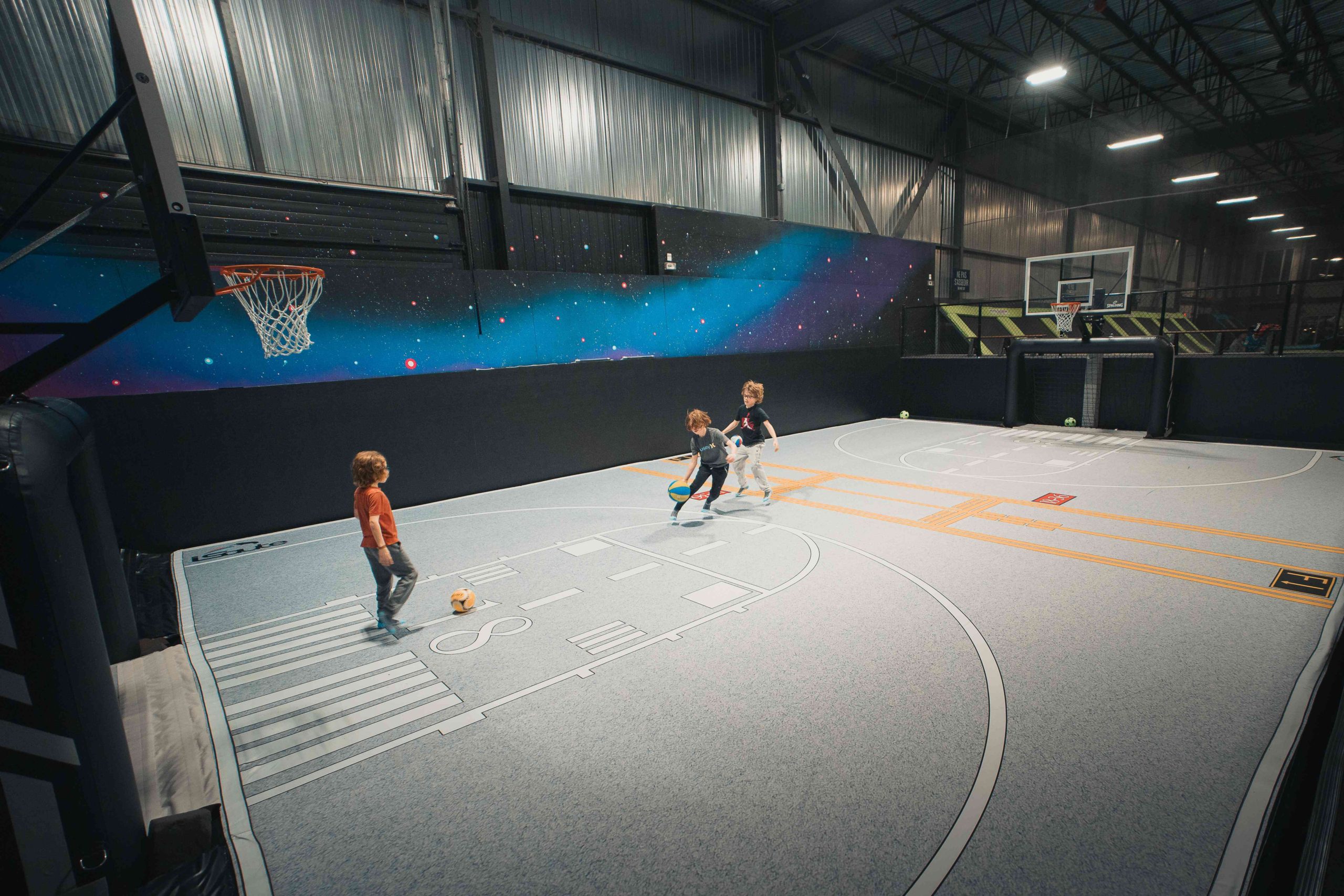 inflatable air court